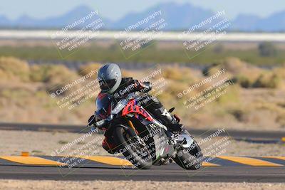 media/Nov-06-2023-Moto Forza (Mon) [[ce023d0744]]/3-Intermediate Group/Session 5 (Turn 4)/